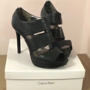 Calvin Klein Remini heel